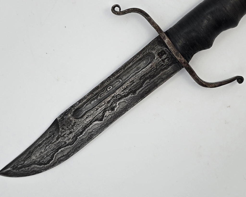 Pirate Bowie Survival Knife