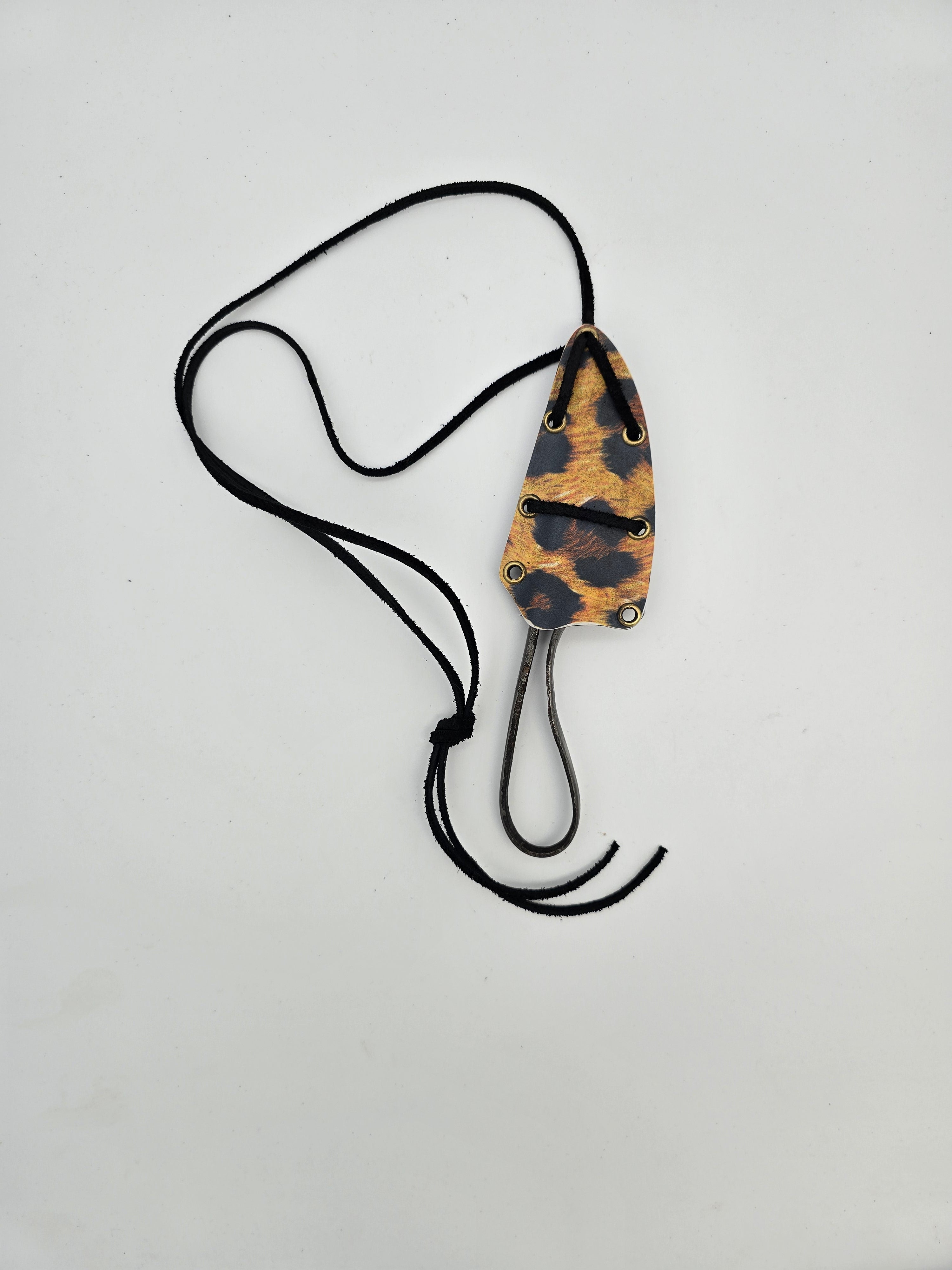 Blacksmith neck knife